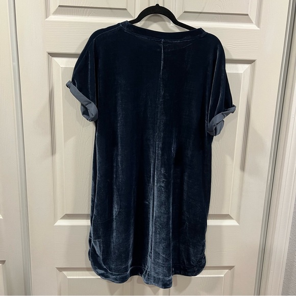 Wishlist Short Sleeve Velvet Shift Dress Blue Women’s Size S/M - Picture 8 of 8